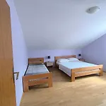 Family-friendly With Swimming Pool Sabunike, Zadar - 11837 Appartamento Privlaka (Zadar)