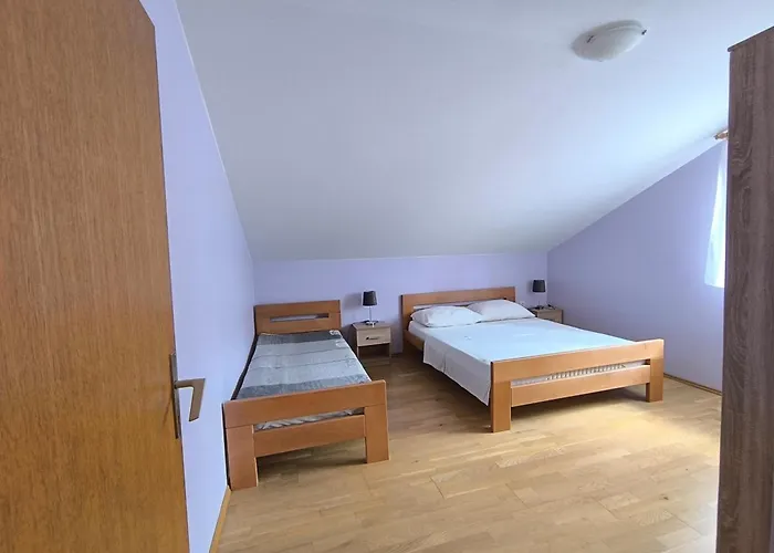 Family-friendly With Swimming Pool Sabunike, Zadar - 11837 Daire Privlaka (Zadar)