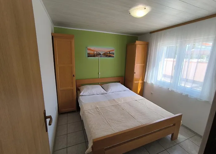 Family-friendly With Swimming Pool Sabunike, Zadar - 11837