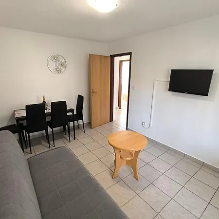 Family-friendly With Swimming Pool Sabunike, Zadar - 11837 프리블라카
