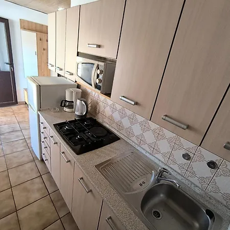 아파트 Family-friendly With Swimming Pool Sabunike, Zadar - 11837 프리블라카
