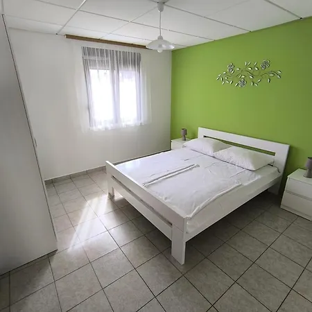 Apartamento With A Swimming Pool Sabunike, Zadar - 11837 *