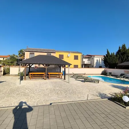 아파트 Family-friendly With Swimming Pool Sabunike, Zadar - 11837 프리블라카
