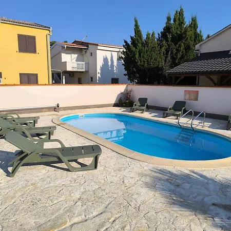 Family-friendly With Swimming Pool Sabunike, Zadar - 11837 프리블라카