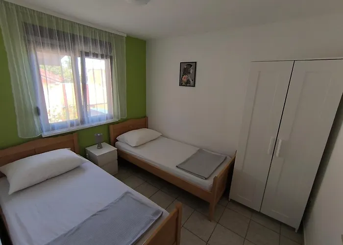 Family-friendly With Swimming Pool Sabunike, Zadar - 11837 Apartmán Privlaka (Zadar)